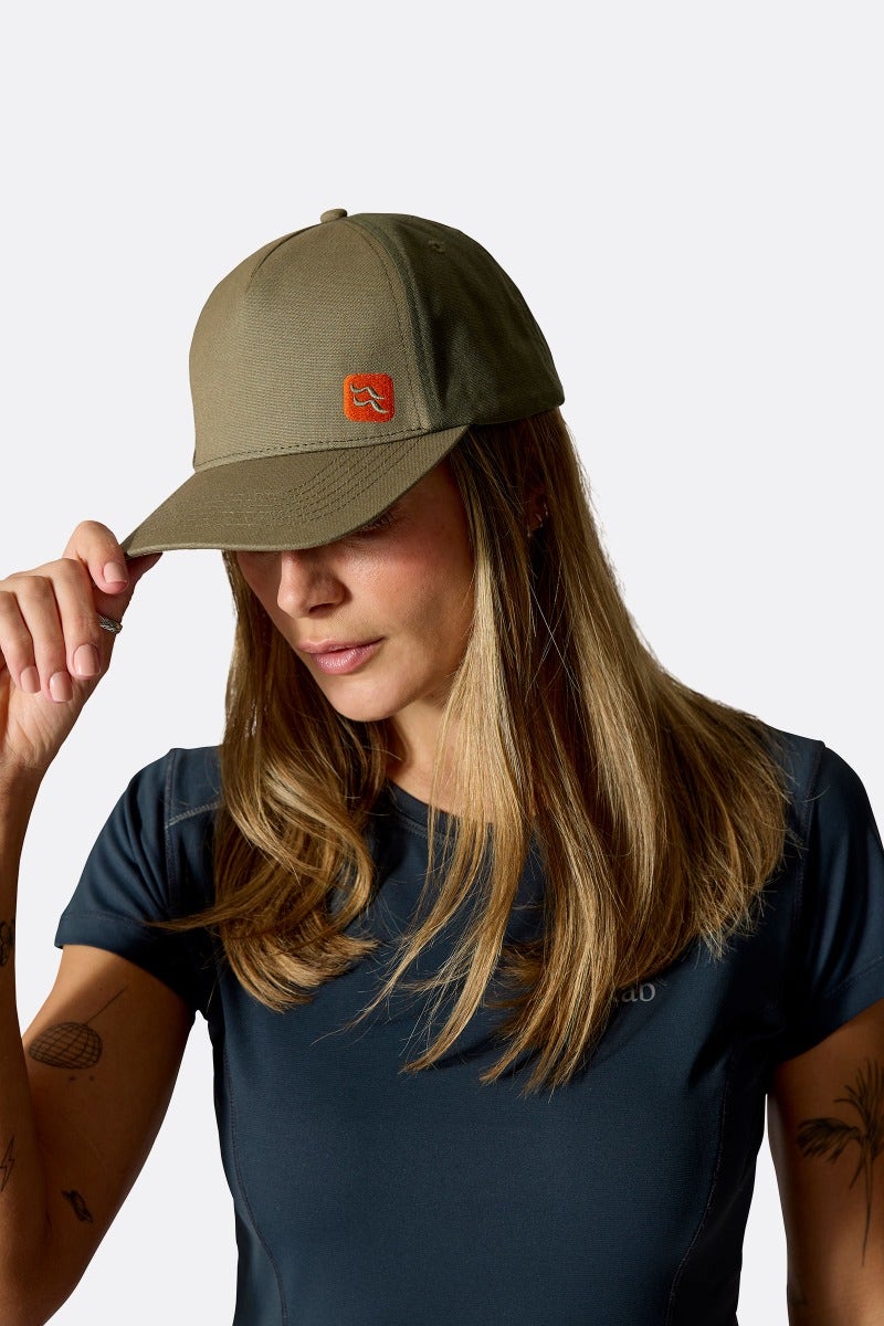 Calet Embroidery Cap